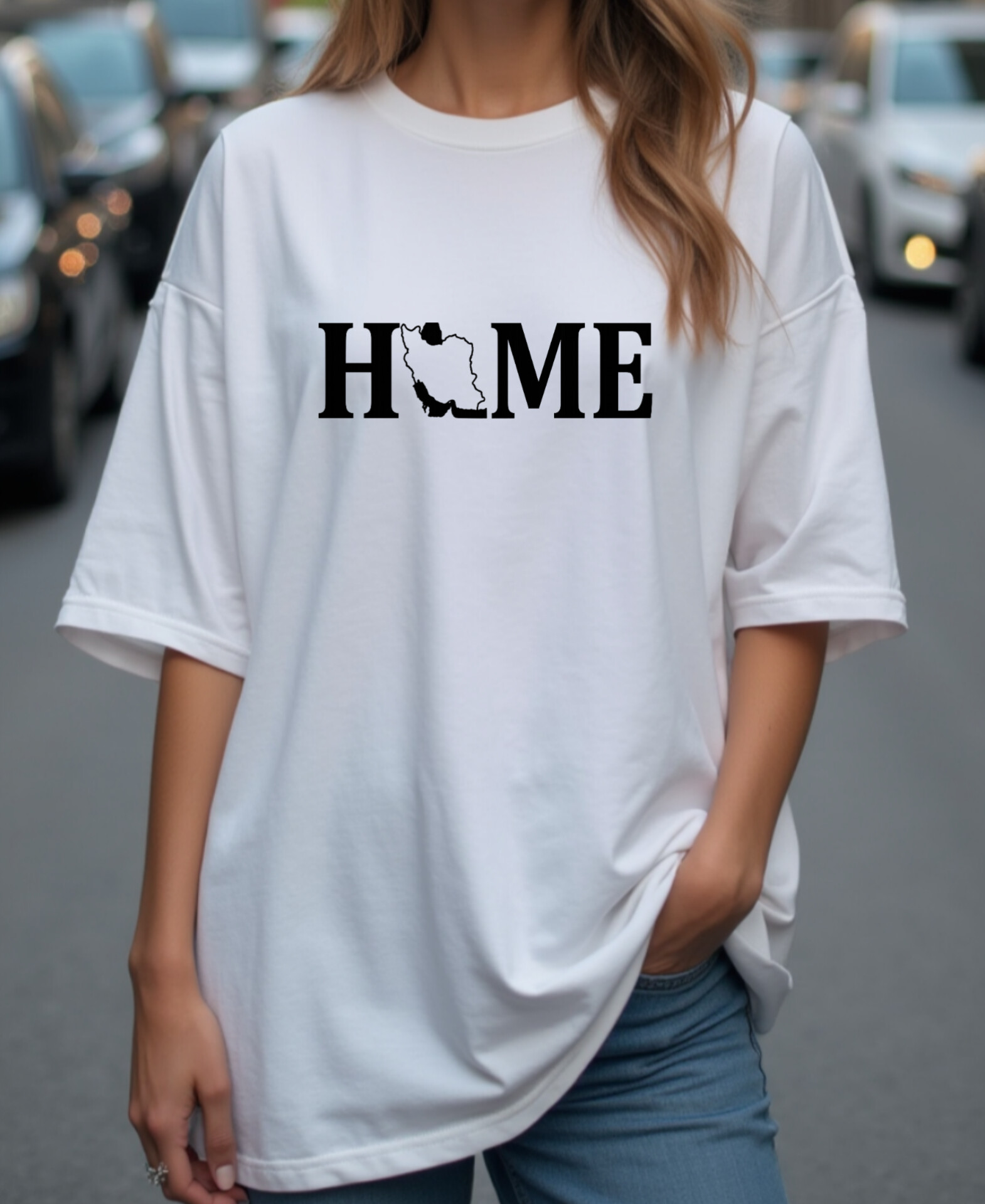 لباس زنانه بلند سفید از جنس پنبه‌ای سبک با چاپ HOME