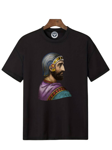 تیشرت مشکی چاپ کوروش